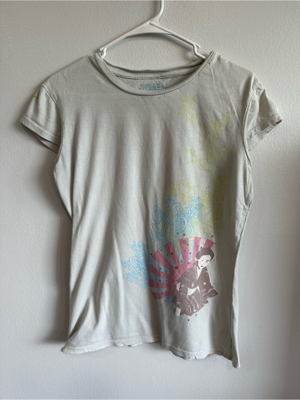 Fresh Tees Geisha Graphic T-Shirt Asian Fan Print Light Gray Tee XL